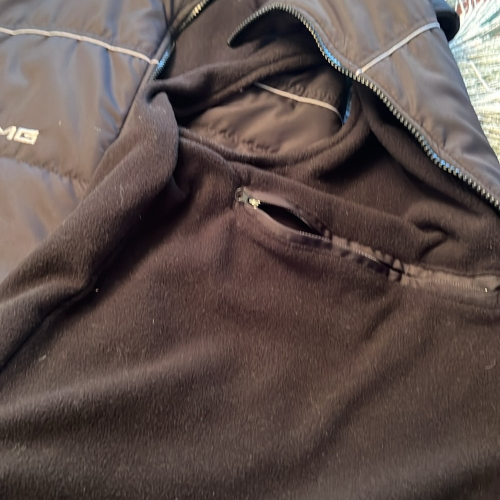 Mercedes AMG Vest - Picture 7 of 7